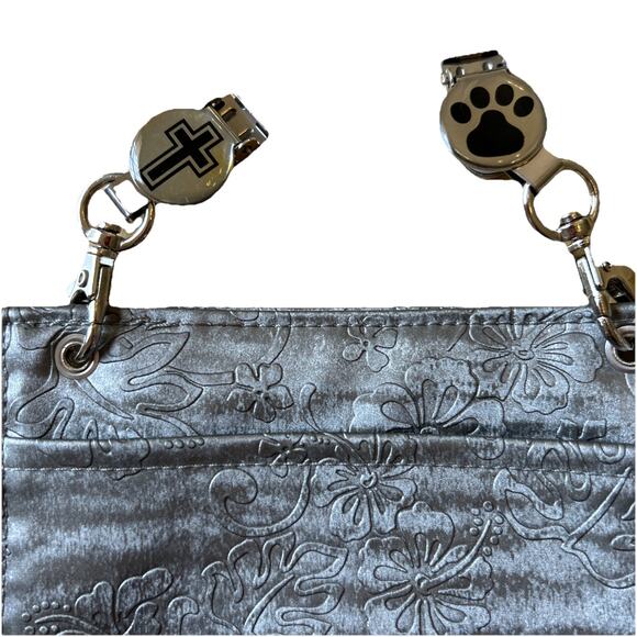 Hip Klip Hands Free Bag Cell Phone Clip Pouch Pattern Travel Silver Cross Paws - Picture 3 of 7